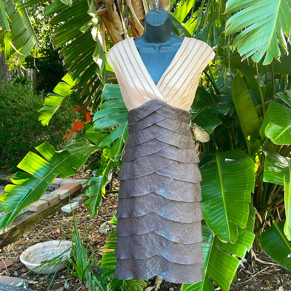 Adriana, Papel, color block, metallic asymmetric tiered dress
